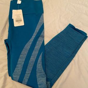 Fabletics teal leggings - size XL NWT